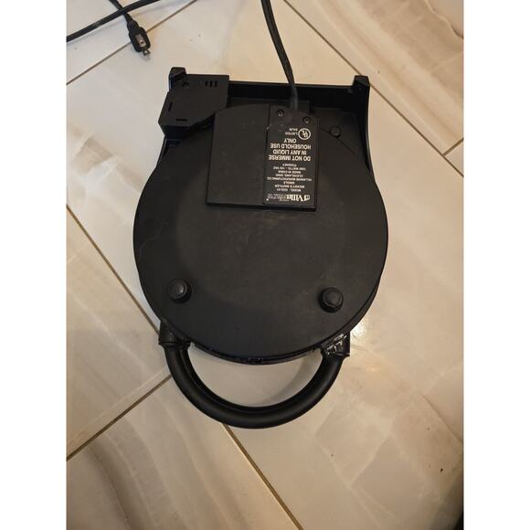 Disney Mickey's Single Waffler VillaWare Mickey Mouse Waffle Maker Model 5555-01 - Picture 14 of 16